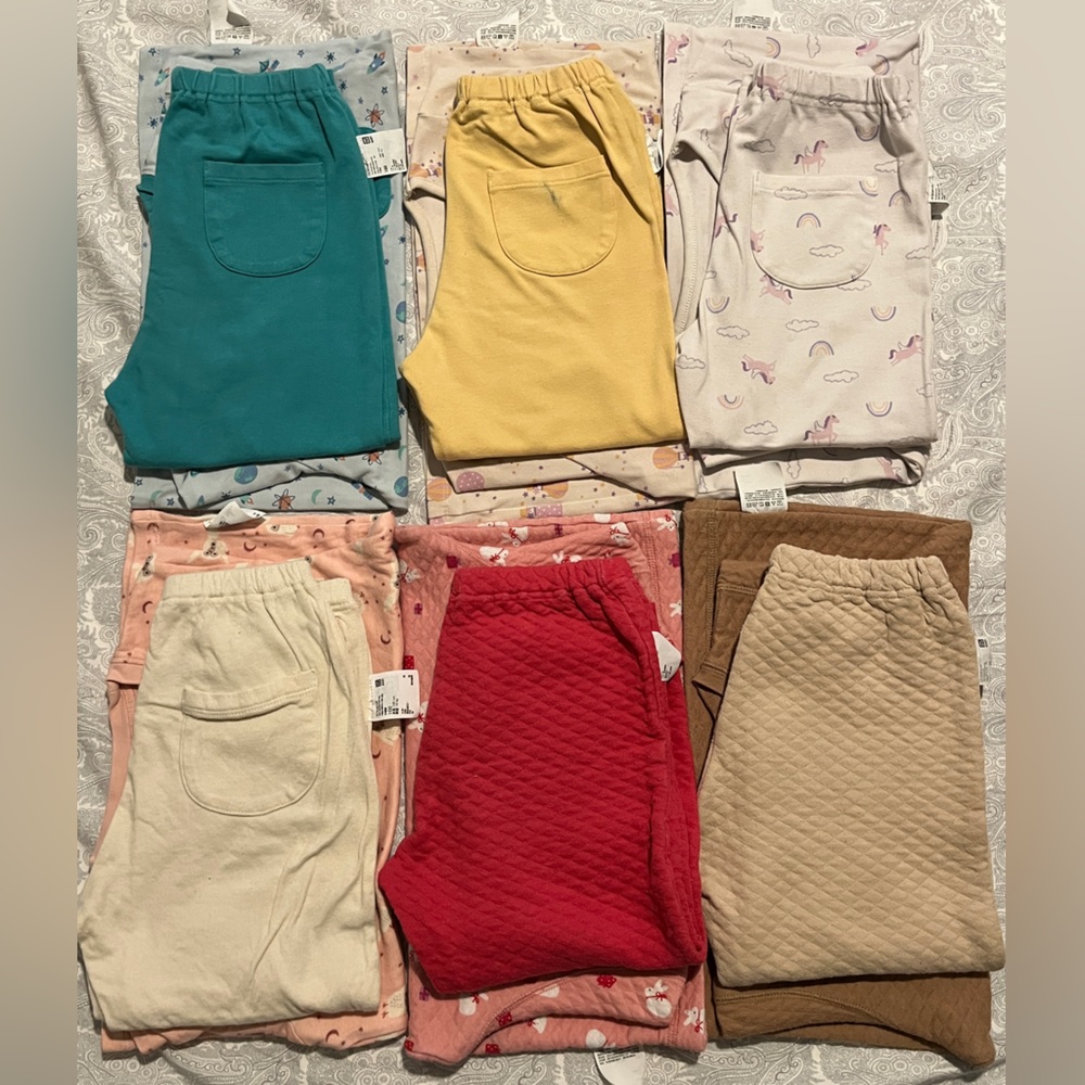 BUNDLE of 6 Uniqlo long sleeved pajama sets Size 100cm 4T